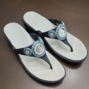 CROCS Women's Navy Blue Sandals Flip Flops Beaded Turqoise‎ 11